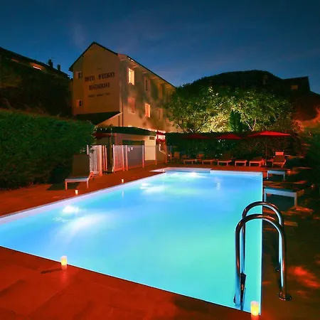 Hotel D'etigny 3*