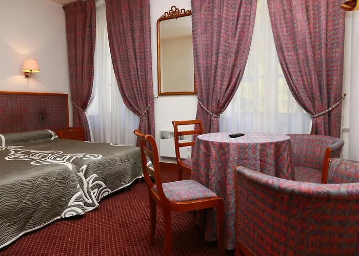 D'etigny 3* Bagnères-de-Luchon