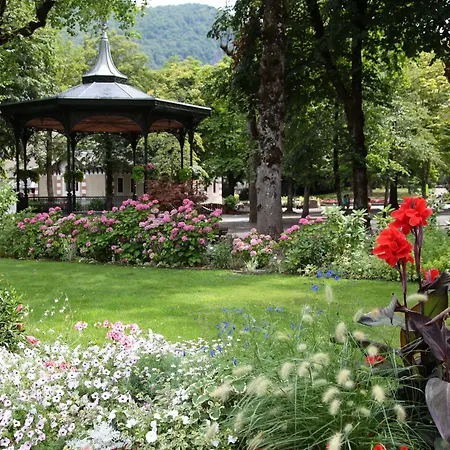 فندق D'etigny 3*