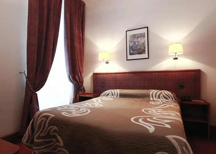 埃蒂尼酒店 酒店 Bagnères-de-Luchon